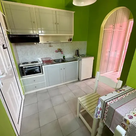 Telis Apartamento Rodas